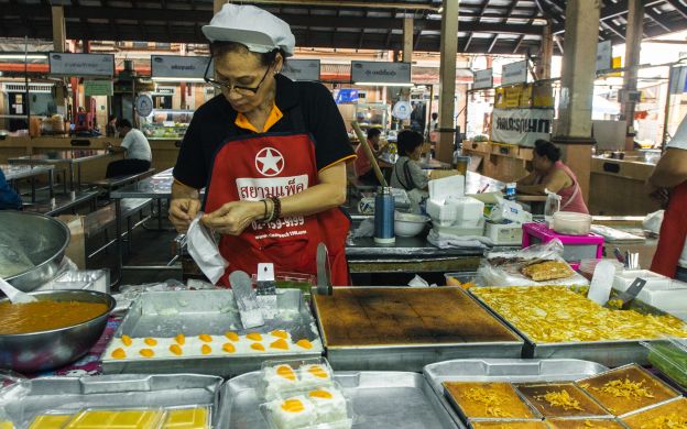 Tour Ăn Uống Riêng Biệt Hoặc Theo Nhóm Nhỏ Tại Chợ Cũ Bangkok